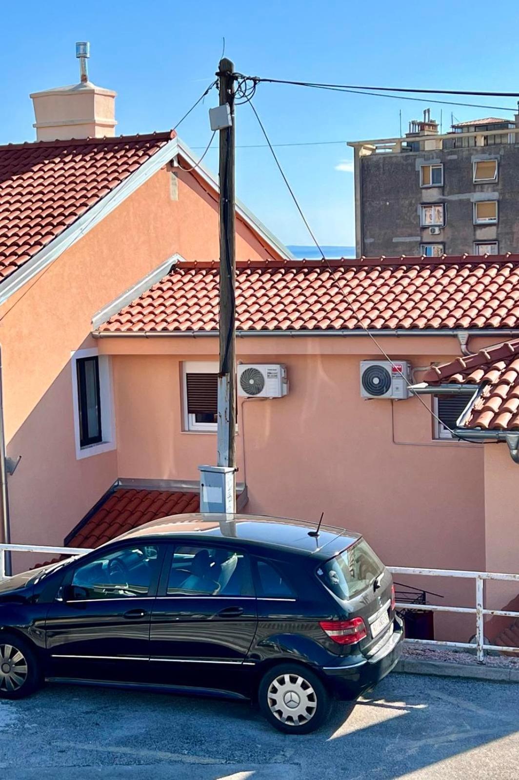 Sweet Studio Apartment Living In Rijeka Exterior foto